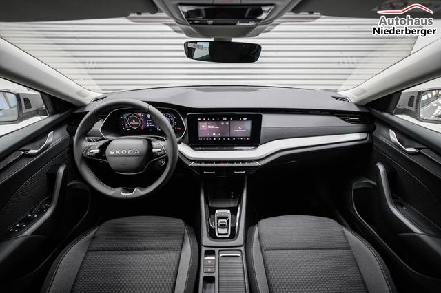 Skoda Octavia Combi Kombi 1,5 eTSI DSG mhev Selection -LAG. 