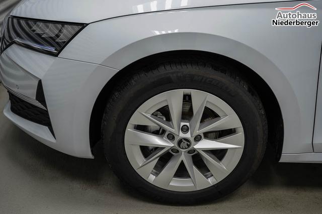 Skoda Octavia Combi Kombi 1,5 eTSI DSG mhev Selection -LAG. 