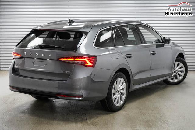 Skoda Octavia Combi Kombi 1,5 eTSI DSG mhev Selection -LAG. 