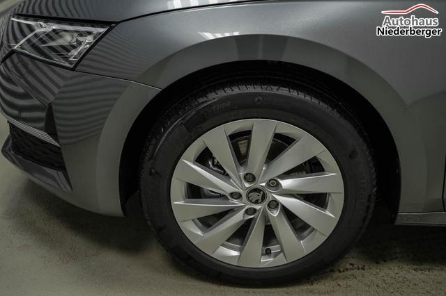 Skoda Octavia Combi Kombi 1,5 eTSI DSG mhev Selection -LAG. 