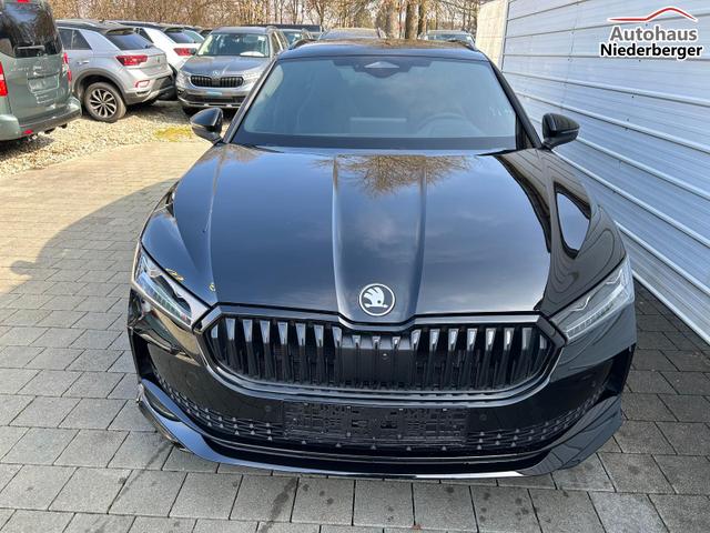 Skoda Superb Combi Sportline Kombi 2.0 TDI DSG 4x4 *HUD*AHK*Navi*Matrix*AssistenzPlus*NAVI*E-Heck*Keyless 