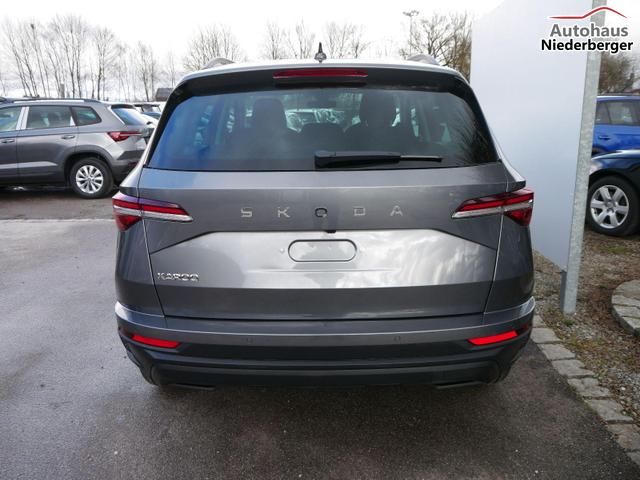 Skoda Karoq Jahre Edoniti Selection 130 Edition 1,5 TSI DSG*NAVI-&Uuml;BER-SMARTLINK*PDC*KAMERA*LED*SHZ*TEMPOMAT 