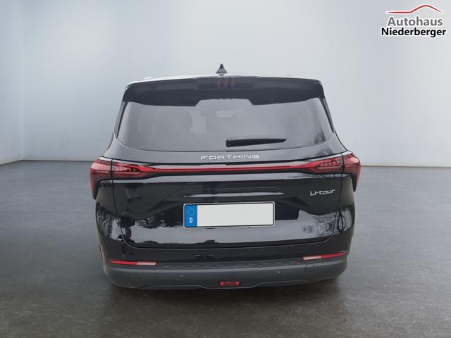 DFM / DFM Forthing 4 / Schwarz / / / 