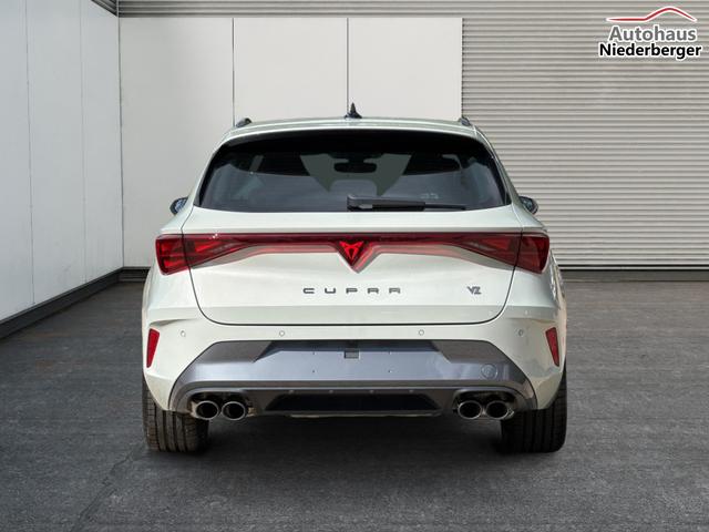 Cupra / Leon Sportstourer / Grau / / / VZ ST NAVI+KAMERA+EL.HECKKL.+ACC+19ALU