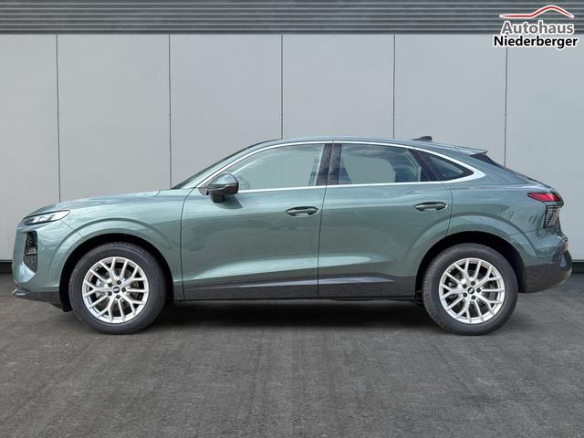 Audi / Q3 Sportback / / / / MJ 2026 PANO+AHK+NAVI+KAMERA+EL. HECKKL.+LED+18 LM