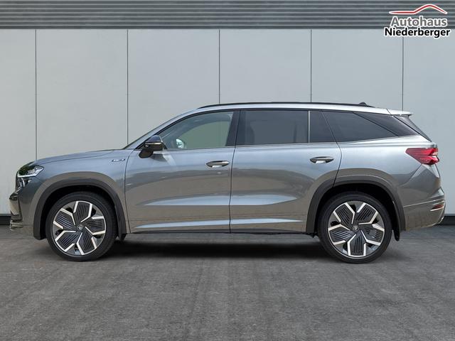 Skoda / Kodiaq / Grau / / / 4x4+AHK+PANO+KAMERA+EL. HECKKL.+NAVI+20 LM