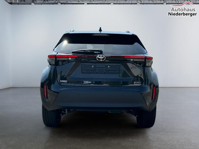 Toyota Yaris Cross 1,5 4x4 Navi Kam 2xPDC SHZ SpHa DiCo 