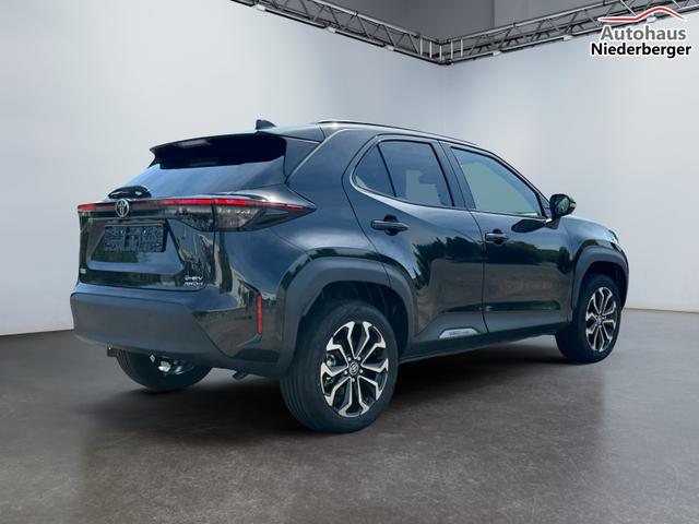 Toyota Yaris Cross 1,5 4x4 Navi Kam 2xPDC SHZ SpHa DiCo 