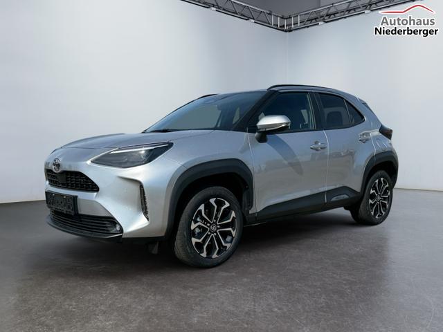 Toyota Yaris Cross 1,5 4x4 Navi Kam 2xPDC SHZ SpHa DiCo 