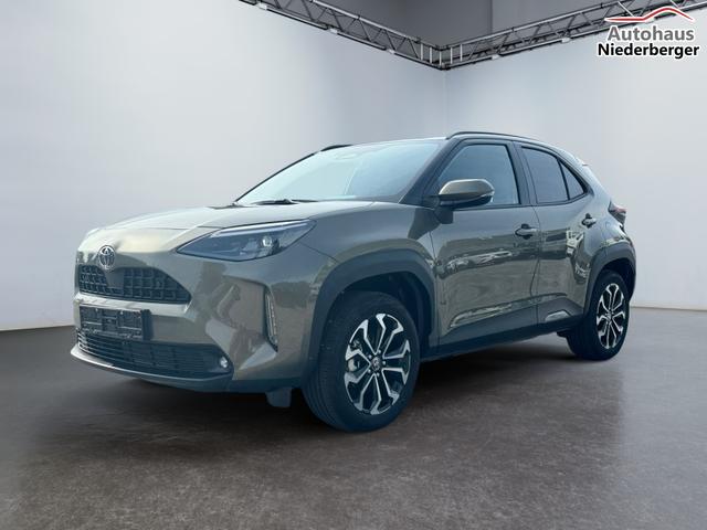 Toyota Yaris Cross 1,5 4x4 Navi Kam 2xPDC SHZ SpHa DiCo 