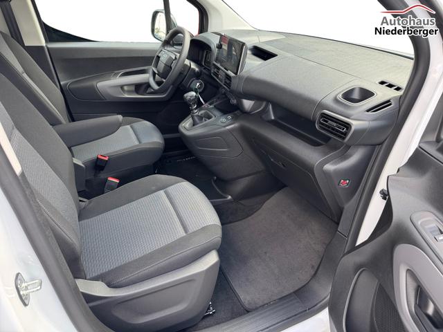 Toyota Proace City Verso 1,2 L2 Business 7 Sitzer Klima Einparkhilfe Apple Tempomat DAB 10 Zoll Display Regensensor 