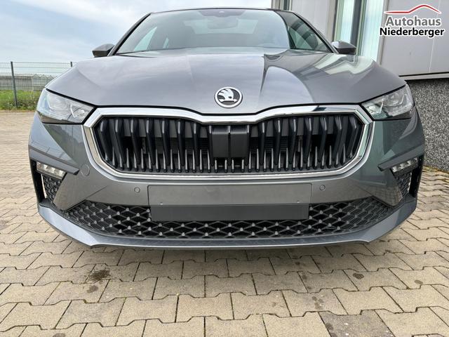 Skoda Scala Selection 1.0 TSI 116PS DSG, 5 Jahre Garantie, 16" Alufelgen, Parksensoren hinten, FULL-LED-Scheinwerfer, Winter-Paket, Climatronic, NSW, Infotainment 8", Wireless SmartLink, Tempomat, M-Lederlenkrad 