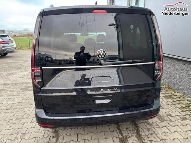 Volkswagen Caddy Style MAXI 7-SITZER 1.5 TSI 115PS DSG/AUTOMATIK, Deep-Black, 17" Alu/Ganzjahresreifen, Winterpaket, ACC-Tempomat, Toter-Winkel, ParkAssist, Parksensoren vo/hi, Rückfahrkamera, Radio Ready2Discover 10" + Wireless AppConnect, Climatronic, Abgedunkelte Scheiben 