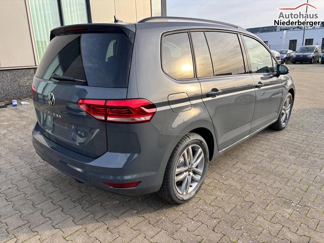 Volkswagen Touran Limited 1.5 TSI 150 PS, 17" Alu, GRAU-Metallic, Winter-Paket, Elektr. Heckklappe, Keyless, Alarm, LED-Scheinwerfer IQ-Light, Travel Assist, Parksensoren vo/hi, Rückfahrkamera, ACC, M-Lederlenkrad, Digital Cockpit, 3-Zonen-Climatronic, Radio Ready2Discover 8" 