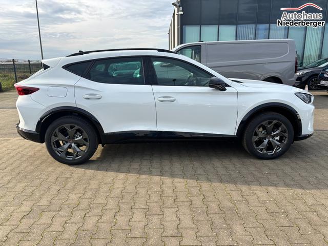 Cupra Formentor Basis 2.0 TSI 204PS DSG 4DRIVE (ALLRAD), 5 Jahre Garantie, 18" Alufelgen, Voll-LED-Scheinwerfer, 3Z-Climatronic, ACC/Tempomat, Digitales Cockpit, Full Link, Parksensoren v/h, Privacy-Glas, Multifunktions-Lederlenkrad, LED-Nebelscheinwerfer, Dachreling 