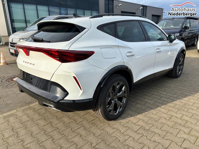 Cupra Formentor Basis 2.0 TSI 204PS DSG 4DRIVE (ALLRAD), 5 Jahre Garantie, 18" Alufelgen, Voll-LED-Scheinwerfer, 3Z-Climatronic, ACC/Tempomat, Digitales Cockpit, Full Link, Parksensoren v/h, Privacy-Glas, Multifunktions-Lederlenkrad, LED-Nebelscheinwerfer, Dachreling 