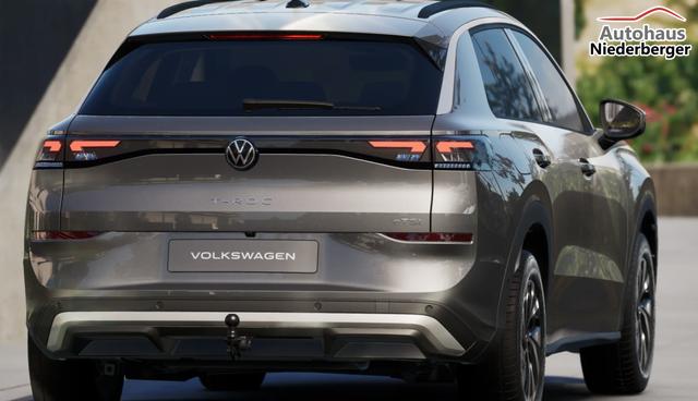 Volkswagen T-Roc LIFE 1.5 eTSI 116PS DSG (AUTOMATIK), Wolf-Grey METALLIC, ANH&Auml;NGERKUPPLUNG, WINTER-PAKET, PRIVACY, 16" Alu, ACC, Climatronic, R&uuml;ckfahrkamera, Parksensoren vorne/hinten, Radio 12,9" + Wireless App-Connect, Toter-Winkel-Warner, M-Lederlenkrad, LED-Scheinwerfer 