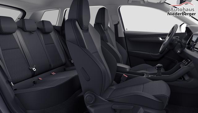 Skoda Karoq Selection 1.5 TSI 150PS DSG/AUTOMATIK, 5J GARANTIE, STAHL-GRAU, AHK SCHWENKBAR, LADEBODEN VAR, NAVI, ACC, PDC V/H + KAMERA, ELEKTR. HECKKLAPPE, KESSY, CHROM-PAKET, Virtual Cockpit, Telefonbox, 16" ALU, Climatronic, Sitzheizung, Lederlenkrad beheizt, Privacy-Glas 