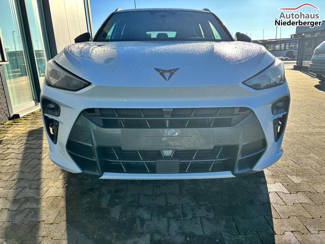 Cupra Terramar Basis 1.5 e-TSI 150PS DSG, 5J Garantie, WEISS-MET, AHK SCHWENKBAR, 19" Alu, NAVIGATION 19"; MATRIX-LED, KESSY, Alarm, Interieur Moon-Light, Elektr. Heckklappe, ACC, Climatronic, Parksensoren vorn/hinten, TOP-VIEW-Kamera,Intelligent-Drive-Paket, HEAD-UP-DISPLAY 