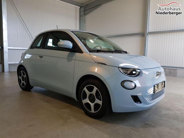 Fiat / 500e / Blau / / / 
