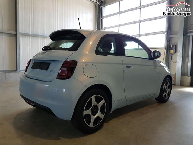 Fiat / 500e / Blau / / / 