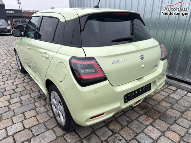 Suzuki / Swift / Gelb / / / 