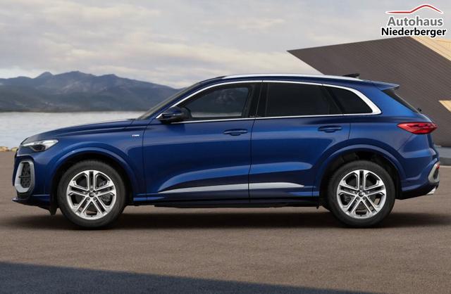 Audi Q5 S line TDI 204 neues Modell Tech Pano PrivG 