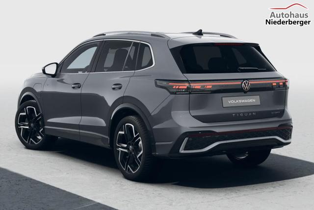 Volkswagen Tiguan R-Line eHybrid 204 Nav Pano 20Z 5J.Gar 