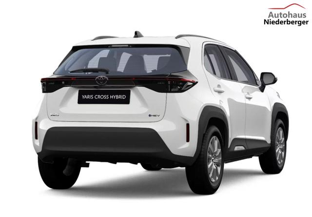 Toyota Yaris Cross 4x4 Aut. Kam Sitzhz. ACC 16" CarPlay 