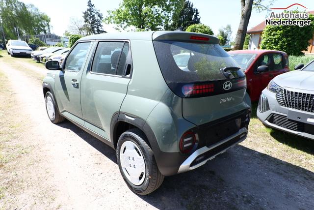 Hyundai Inster 42 kWh Navi PDC Kam SmartKey ACC CarPlay 