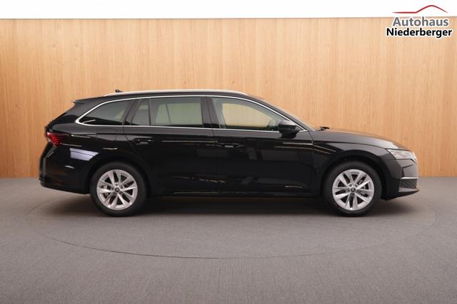 Skoda Octavia Combi Selection DSG Selec Matrix HUD ParkLenk Nav 