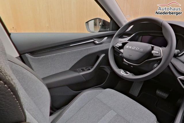 Skoda Octavia Combi Selection DSG Selec Matrix HUD Nav ACC Kessy 