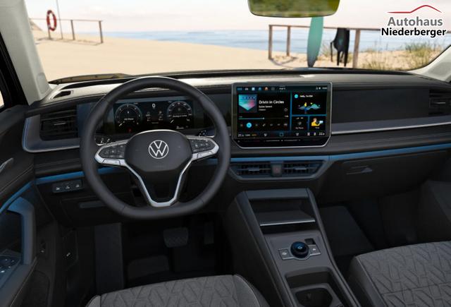 Volkswagen Tayron LIFE LED+ 5JGar IQ.DRIVE SHZ eHK ParkAs+ KeyL 