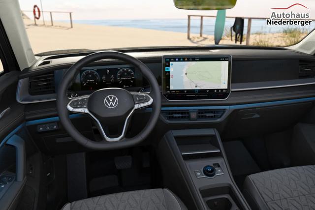Volkswagen Tayron LIFE LED+ Pano 7S Nav 5JGar IQ.DRIVE SHZ eHK 