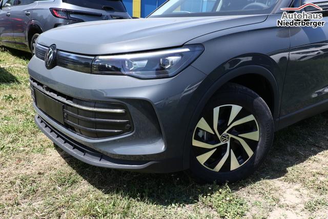 Volkswagen Tiguan DSG LED+ IQ.DRIVE 5JGar SHZ Keyl 17Z ACC 