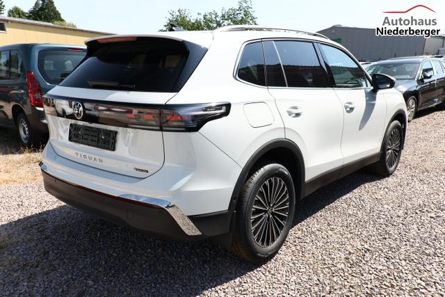 Volkswagen Tiguan Eleg. 4M Nav DCC+ LED+ SHZ eHk KeyL ParkA 