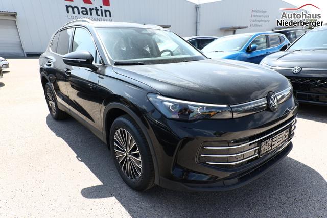 Volkswagen Tiguan Eleg. 4M Nav DCC+ LED+ SHZ eHk KeyL ParkA 