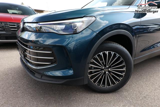 Volkswagen Tiguan Eleg. 4M Nav DCC+ LED+ SHZ eHk KeyL ParkA 