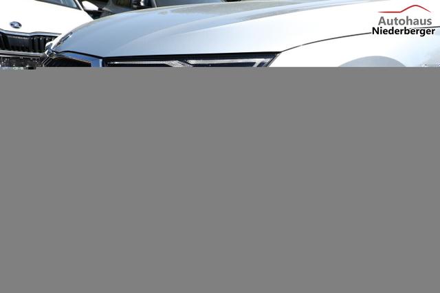 Skoda Octavia Combi Selection DSG Selec Matrix HUD Nav ACC Kessy 