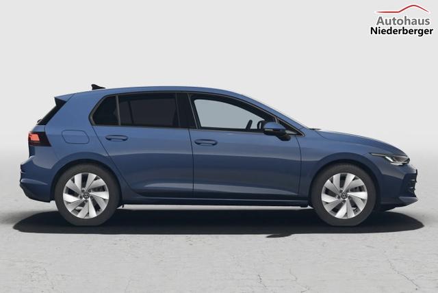 Volkswagen Golf PHEV KeyL SHZ ParkAssPro LM17 KAM PrivG ACC 