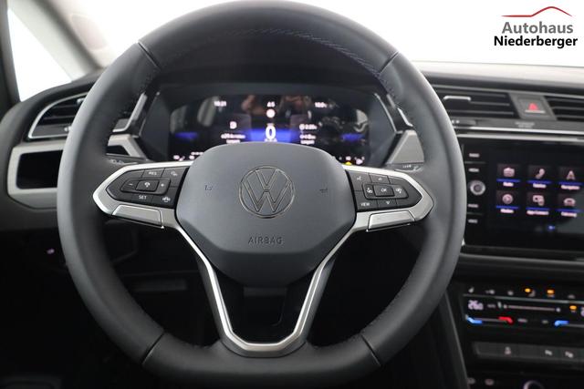 Volkswagen Touran Comfortline BMT/Start-Stopp 1.5 TSI DSG Comfortline, 7-Sitzer, AHK, Navi, Kamera, Side, Winter, 4-J. Garantie 