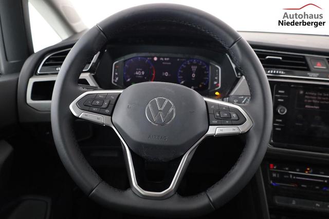 Volkswagen Touran Comfortline BMT/Start-Stopp 1.5 TSI DSG Comfortline, 7-Sitzer, AHK, Navi, Side, Kamera, Winter, 17-Zoll, 3 J.-Garantie 
