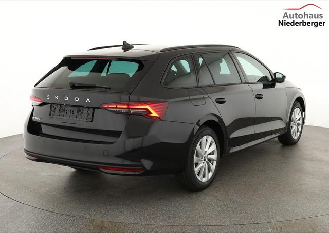 Skoda Octavia Combi 1.5 TSI 110 kW Selection Selection, AHK, LED, Side, ACC, Kamera, 17-Zoll 