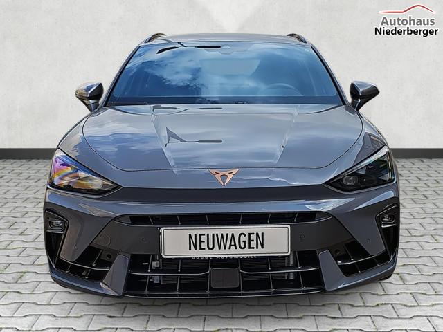 Cupra Leon Sportstourer 2.0 TSI 245 kW 4Drive VZ Edge Matrix Sennheiser 