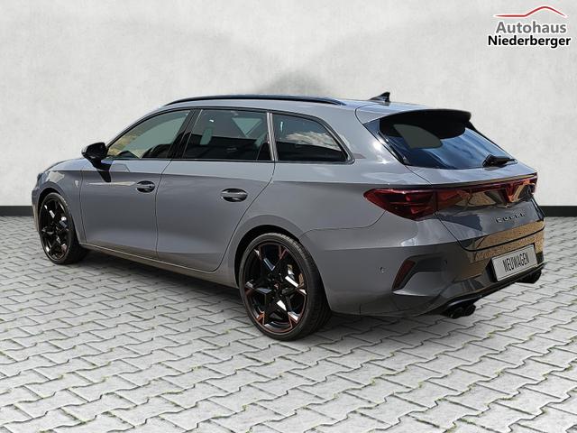 Cupra Leon Sportstourer 2.0 TSI 245 kW 4Drive VZ Edge Matrix Sennheiser 