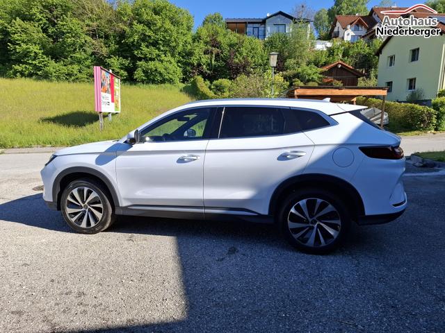 BYD Seal U DM-i PHEV Design AWD 18,3 kWh 