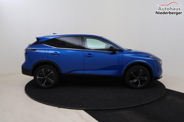 Nissan Qashqai Tekna 1.3 158 hp CVT 2WD 