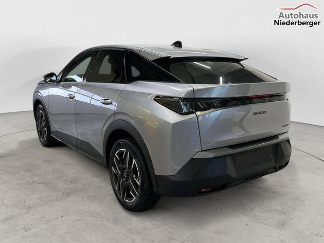 Peugeot 3008 Allure Hybrid 136 e-DCS6 (1.2L) 