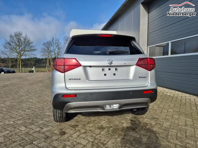 Suzuki Vitara 1.4 Boosterjet 129PS Hybrid Comfort+ Teilleder Navi Klimaautomatik Sitzheizung ACC PDC v+h Rückf.Kamera Suzuki-Radio Apple CarPlay Android Auto Touchscreen 2xKeyless 17-LM 