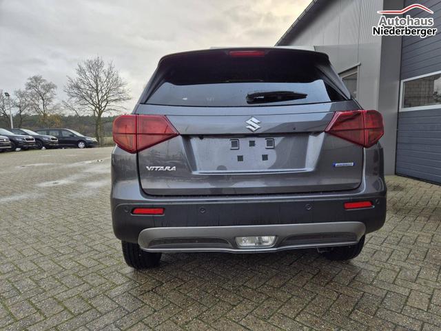 Suzuki Vitara Comfort+ 110PS Automatik MHEV 4x4 ALLGRIP 1.4 Boosterjet Allrad Teilleder Navi Klimaautomatik Sitzheizung ACC PDC v+h Rückf.Kamera Suzuki-Radio Apple CarPlay Android Auto Touchscreen 2xKeyless 17-LM 